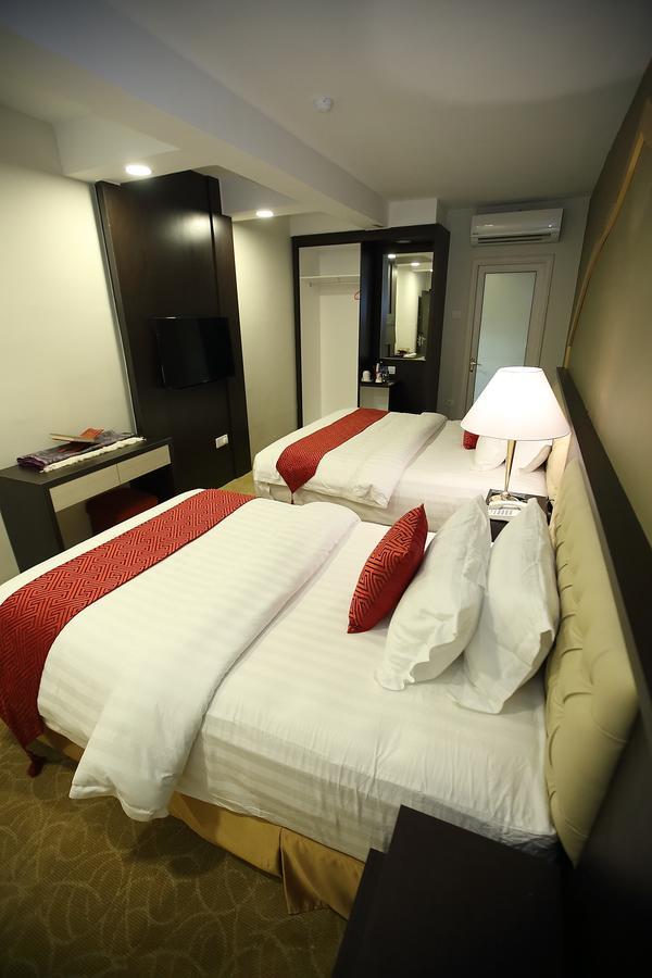 Al Khatiri Hotel Kubang Kerian Buitenkant foto